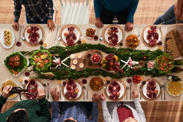 Budget Friendly Christmas Dinner? Here’s how.